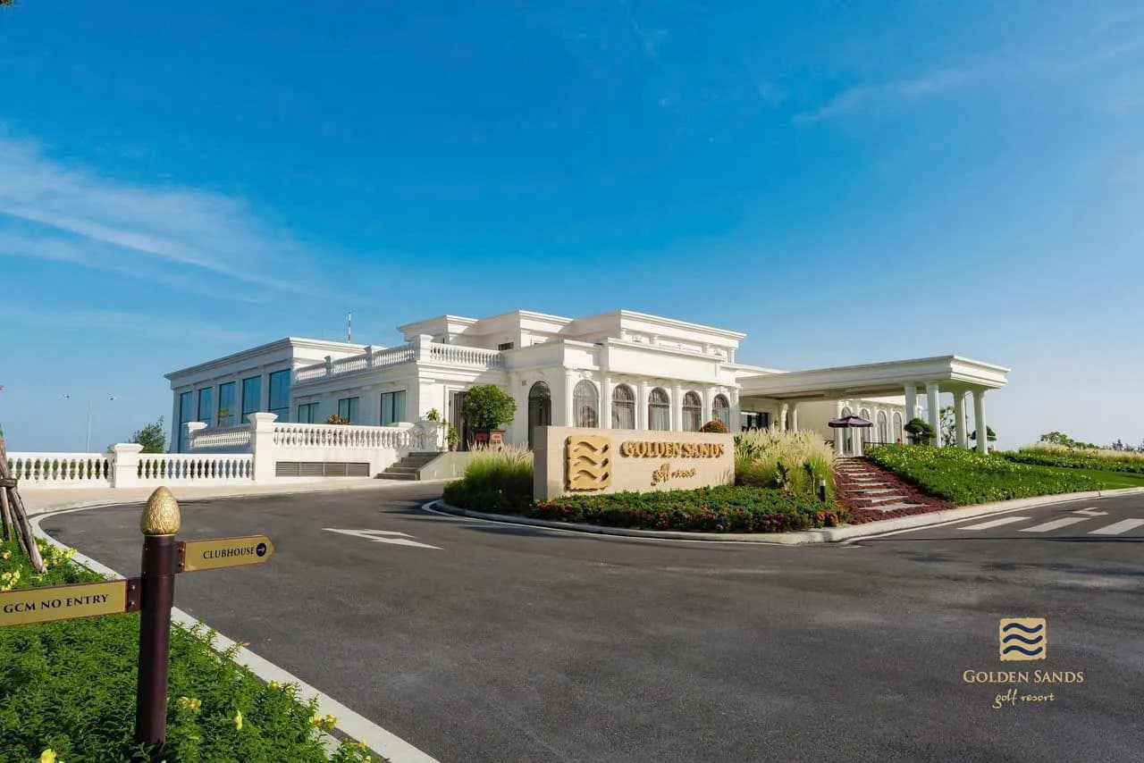 Golden Sands Golf Resort